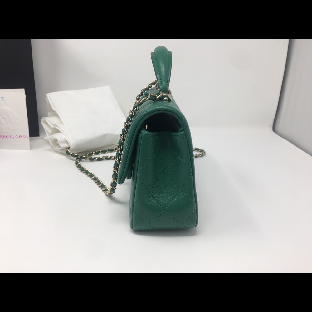 SOLD❤️22A Chanel emerald green top handle mini LGHW - Picture 4 of 16